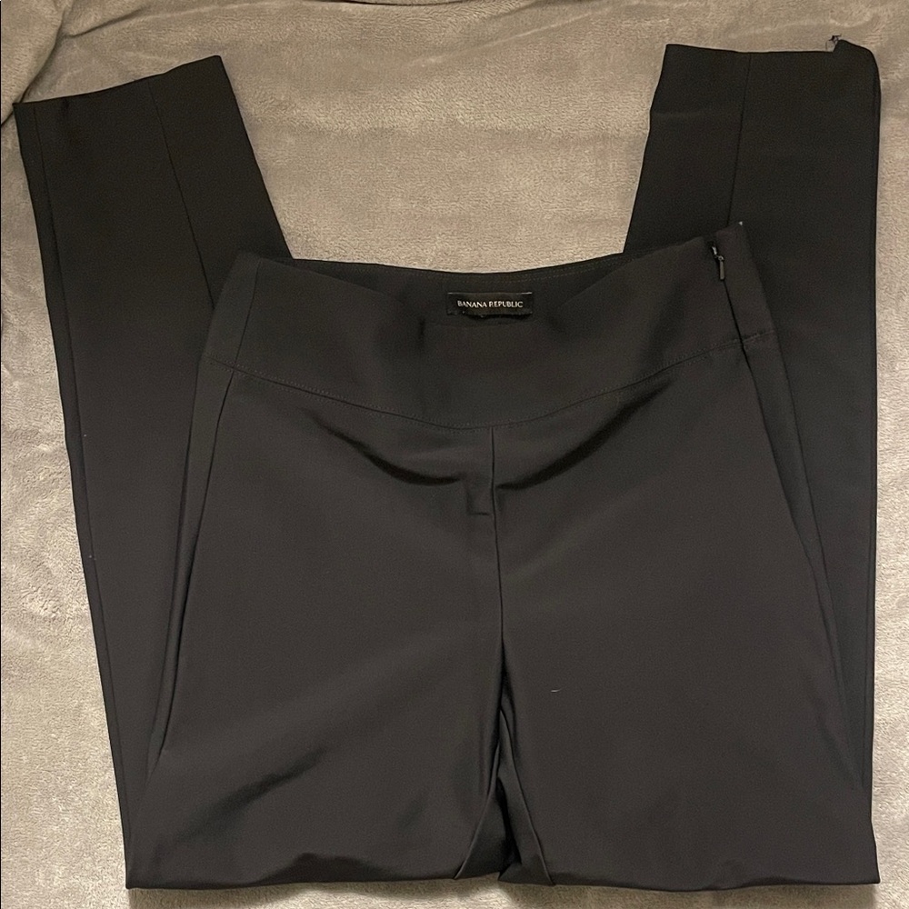 Banana Republic Women's Classic Black Straight Leg Pants